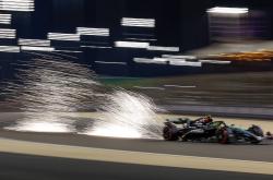 开云体育app-雷诺车队绝杀哈斯车队，汉密尔顿高光表现的简单介绍