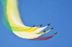 开云体育平台APP-冷风中的刀锋，当步行者的铁蹄踏碎旧王朝的叹息