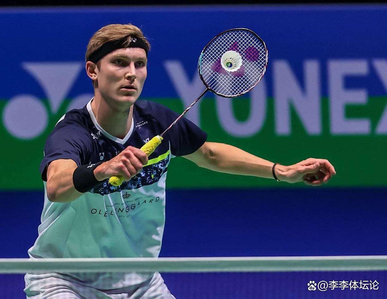 法国羽毛球队轻取中国羽毛球队，安赛龙统治全场