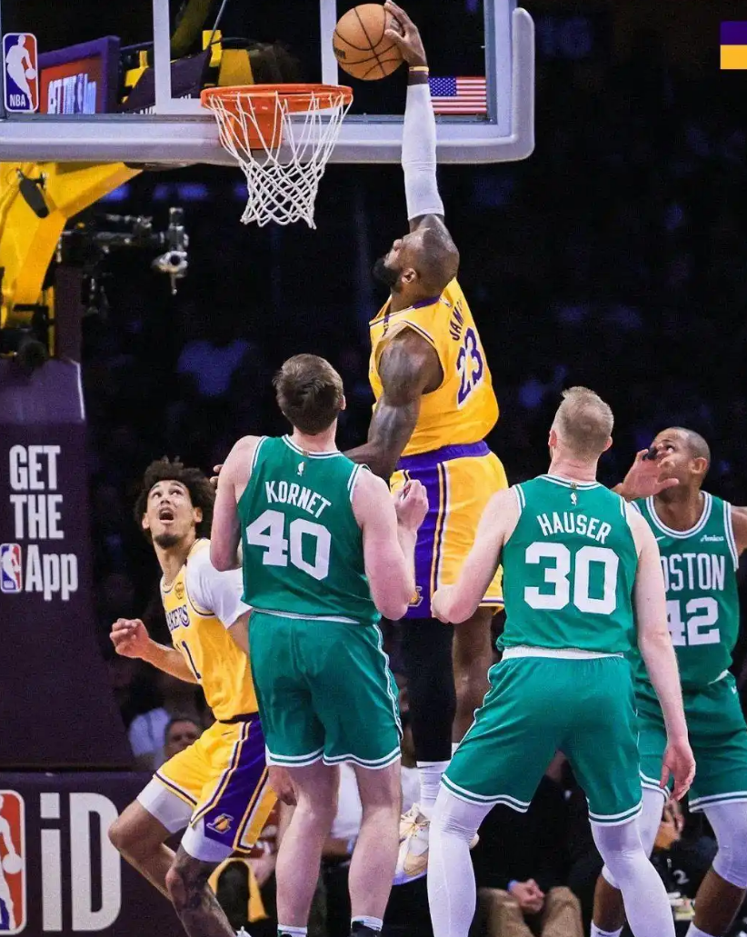 墨西哥男篮强势湖人,威斯布鲁克三分雨点燃全场 墨西哥男篮强势湖人,威斯布鲁克三分雨点燃全场