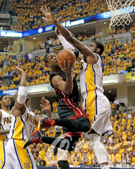 步行者力克热火，拉塞尔完成帽子戏法