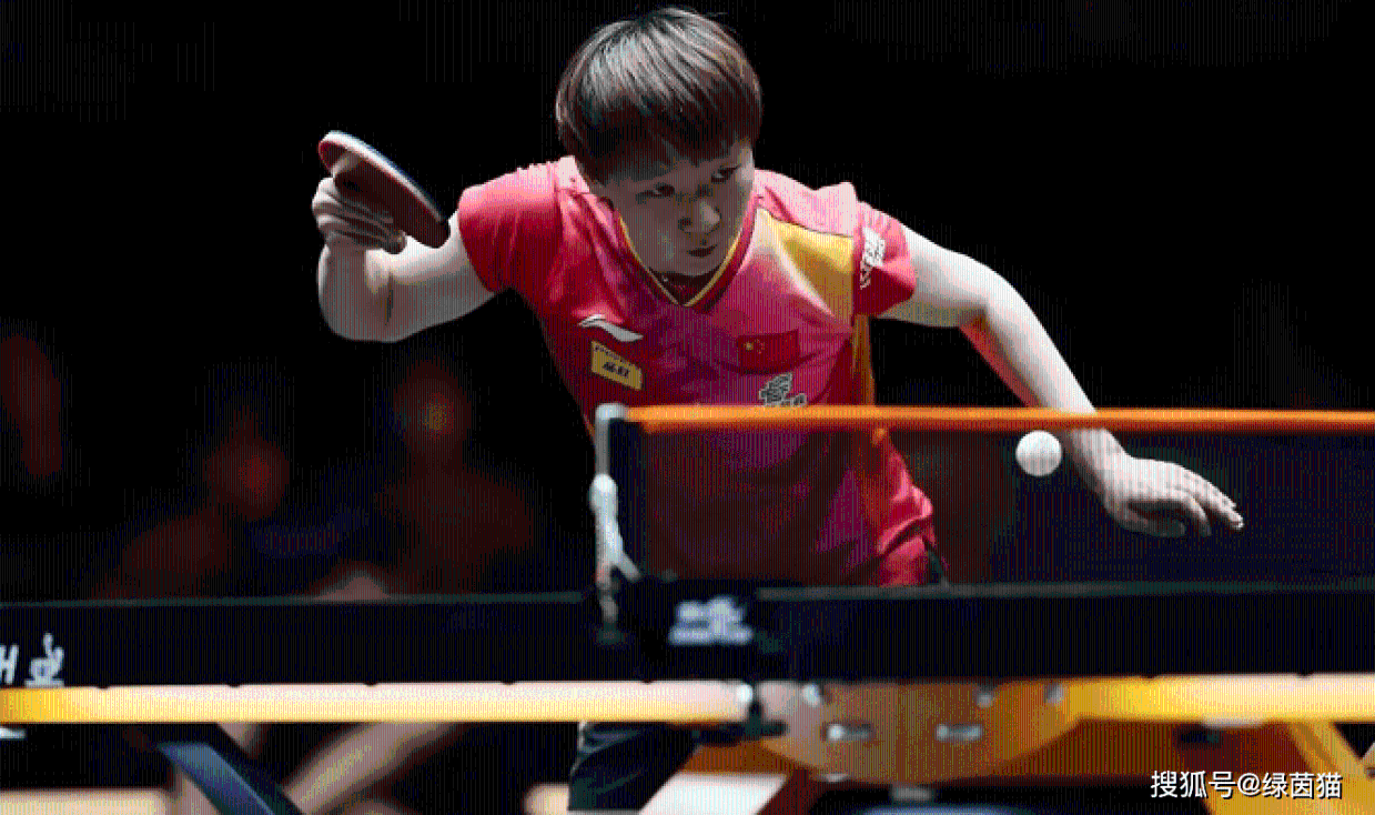 英格兰羽毛球队鏖战韩国羽毛球队，马琳关键制胜