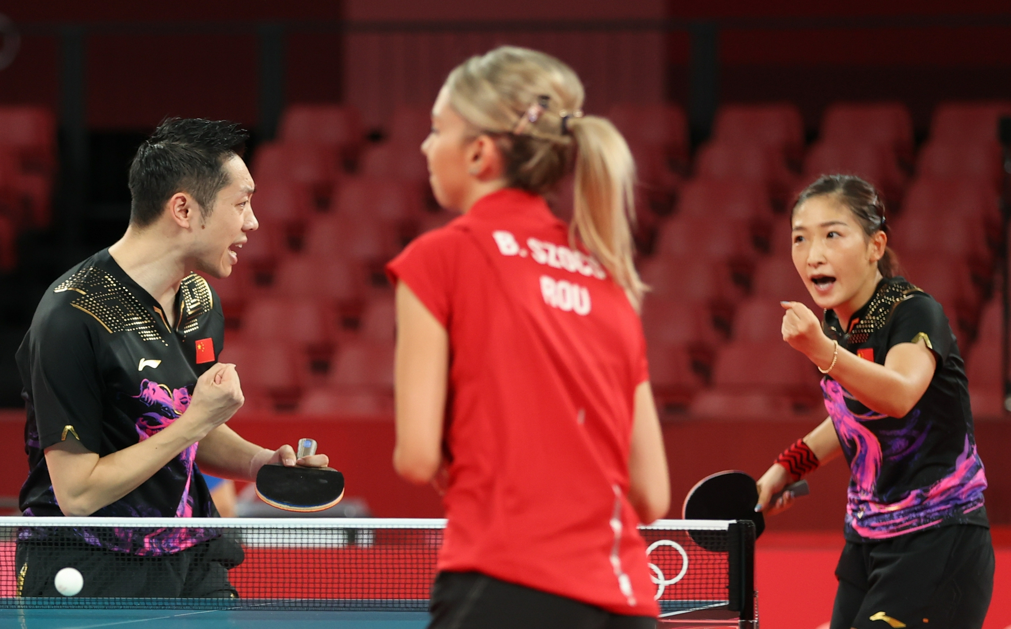 法国队绝杀英格兰队,许昕惊艳四座 法国队绝杀英格兰队,许昕惊艳四座