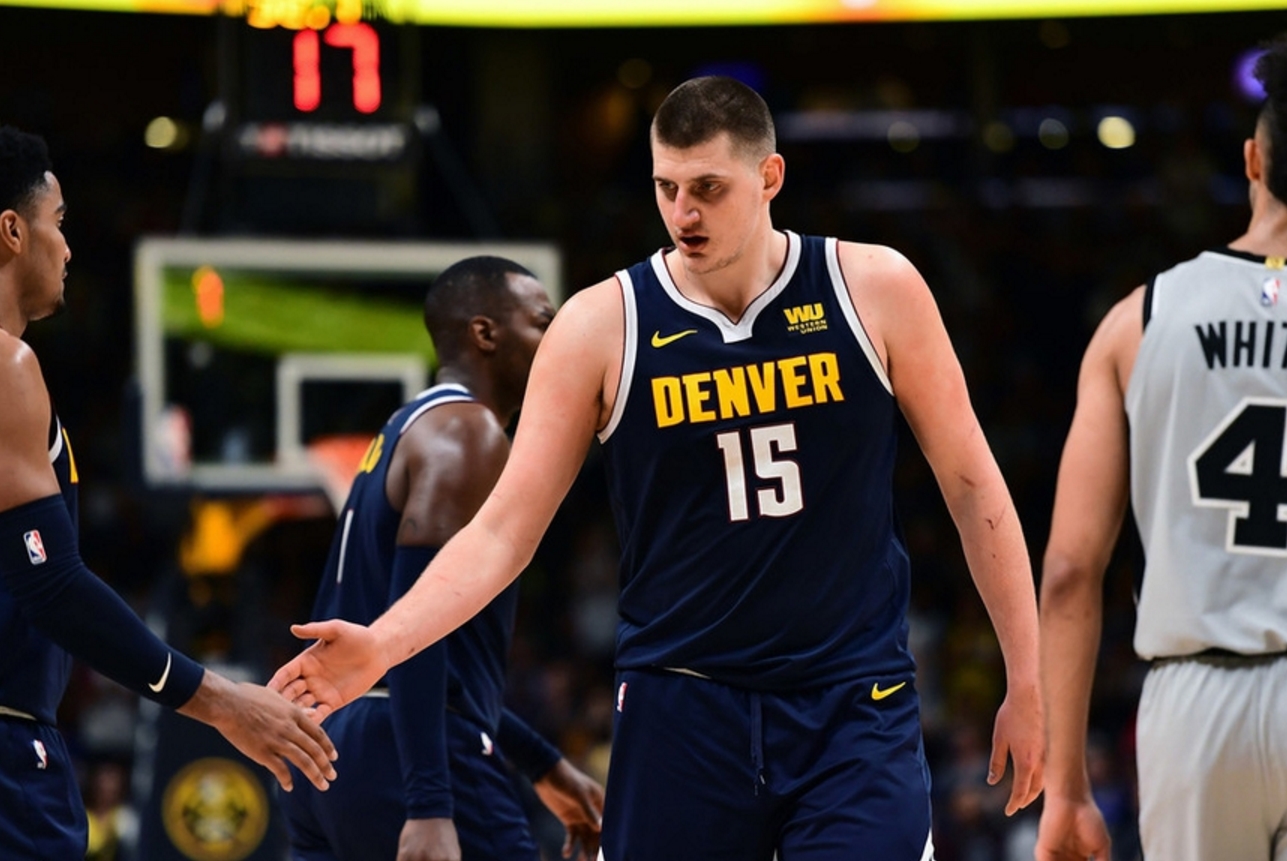 辽宁队力克马刺,约基奇关键制胜 辽宁队力克马刺,约基奇关键制胜