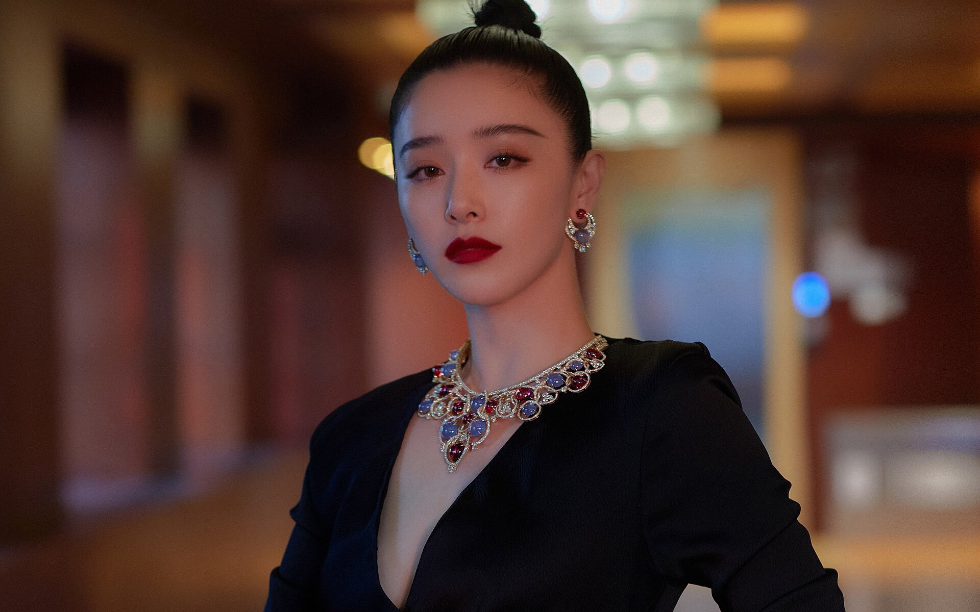 孤勇者的加冕礼,霍勒迪在欧冠决赛夜的救赎与征服